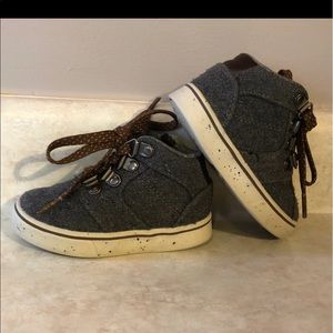 Toddler Boys Cat & Jack Shoes Size 5
